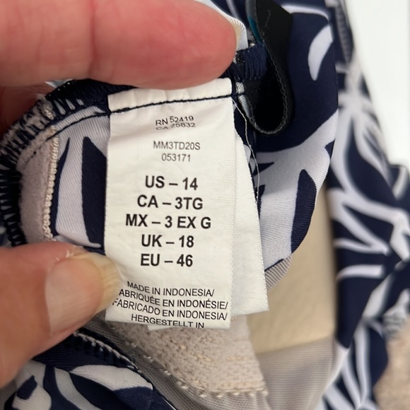 Maxine of Hollywood Navy and White Ruched Front One Piece Swimsuit - Picture 5 of 7